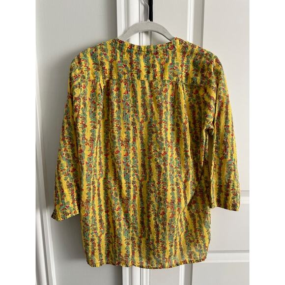 Roller Rabbit Rhody Stripe Arles Tunic Size: Small Color: Yellow Floral Print - Picture 4 of 8